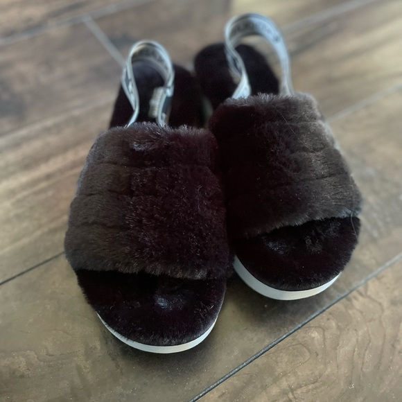 Kullabura by UGGS slippers - Picture 3 of 3